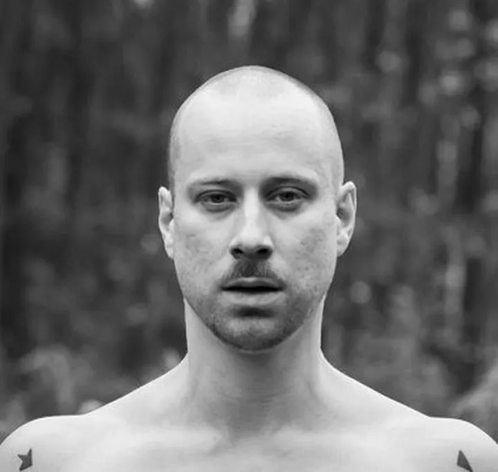 Maciej Kowalski aktor: odkryj niezwykłą karierę i życie artysty w Polsce