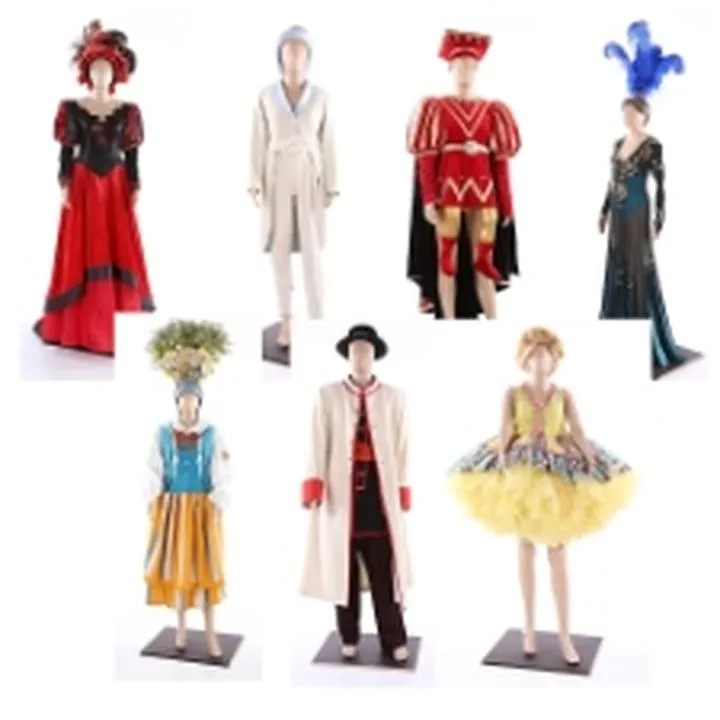 Styl i komfort: idealny strój na komedię w teatrze