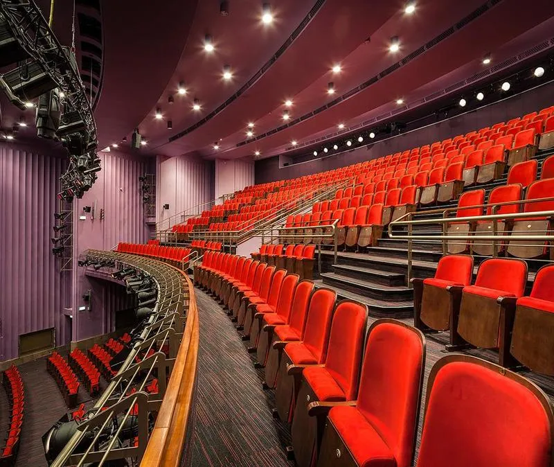 Teatr dla gojów – odkrywanie pejoratywnego kontekstu tego terminu